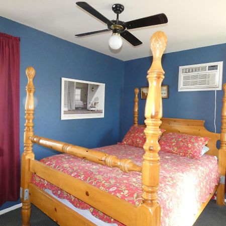 Blue Fish Cove Resort Clearlake Oaks Exterior foto
