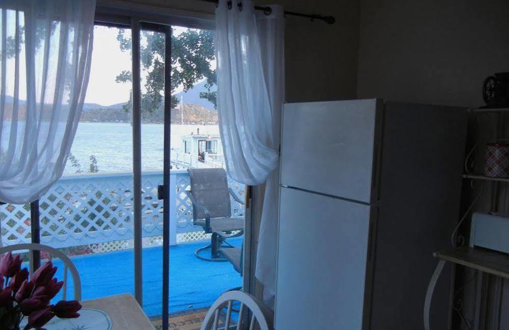Blue Fish Cove Resort Clearlake Oaks Exterior foto